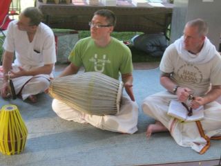 10-slc-scs-mission-park-sankirtan