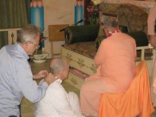 05-Initiation of Brajanath Krishna at Soquel Seva Ashram