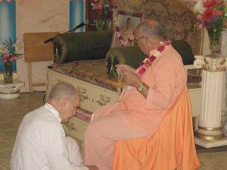 06-Initiation of Brajanath Krishna at Soquel Seva Ashram