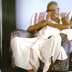 Om Vishnupad Srila Bhakti Rakshak Sridhar Dev-Goswami Maharaj-002