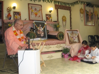 02-bhaktisiddhanta-appearance-2012