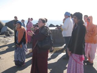 08-BSV-lighthouse-kirtan