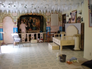 06-gundica-marjan-temple-room