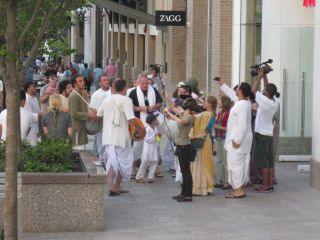 07-slc-scs-mission-sankirtan-downtown