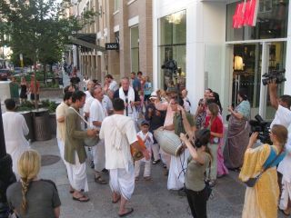 08-slc-scs-mission-sankirtan-downtown