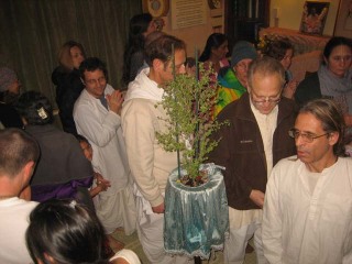 04-Janardan-Maharaj-Appearance-2012