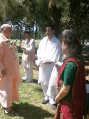 janmastami-ponderosa-park-04 Srila Janardan Maharaj with Jai Ram Prabhu and Vaidehi Devi Dasi. Ramananda Prabhu is in the background