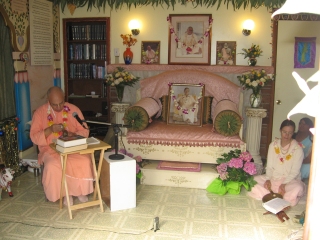 05-Nityananda-Appearance-2012