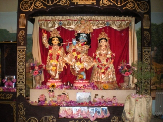 03-nrsimha-chaturdasi-soquel-ashram-2012