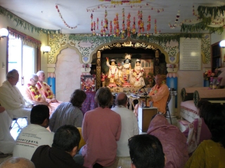 08-nrsimha-chaturdasi-soquel-ashram-2012