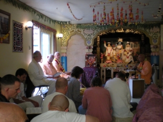 09-nrsimha-chaturdasi-soquel-ashram-2012