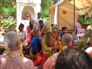 15-nrsimha-chaturdasi-soquel-ashram-2012