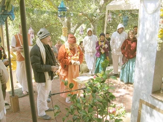 20-Srila Govinda Maharaj Disappearance Program in Soquel April 2012