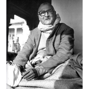 Om Vishnupad Srila Bhakti Rakshak Sridhar Dev-Goswami Maharaj-029