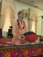 04-travelling-sankirtan-with-tyagi-maharaj.jpg