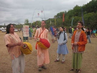 83-travelling-sankirtan-with-tyagi-maharaj.jpg